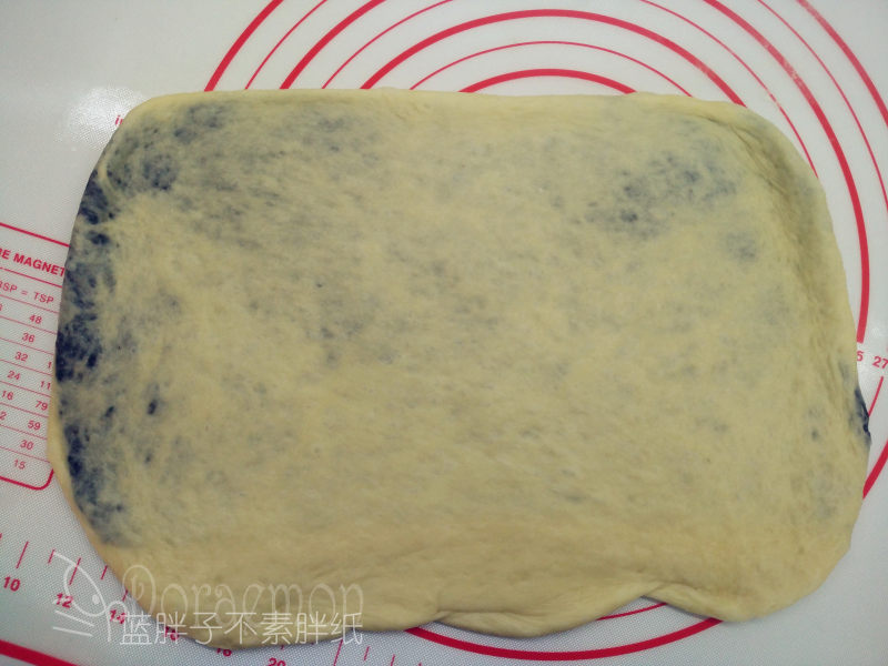 Steps to Make Zebra Toast (Bread Machine Version)