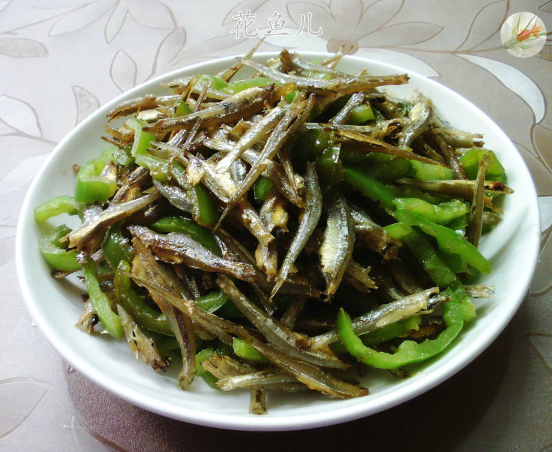 Stir-fried Dried Fish with Green Pepper