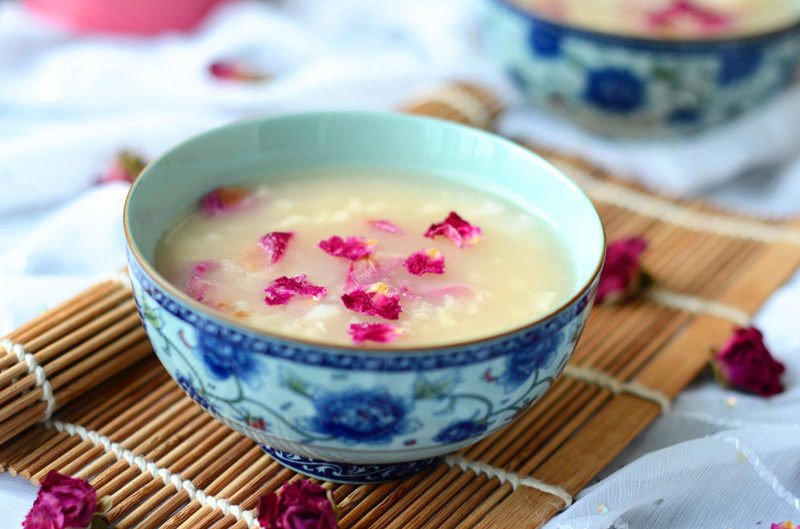 Steps for Making Qixi Rose Beauty Congee