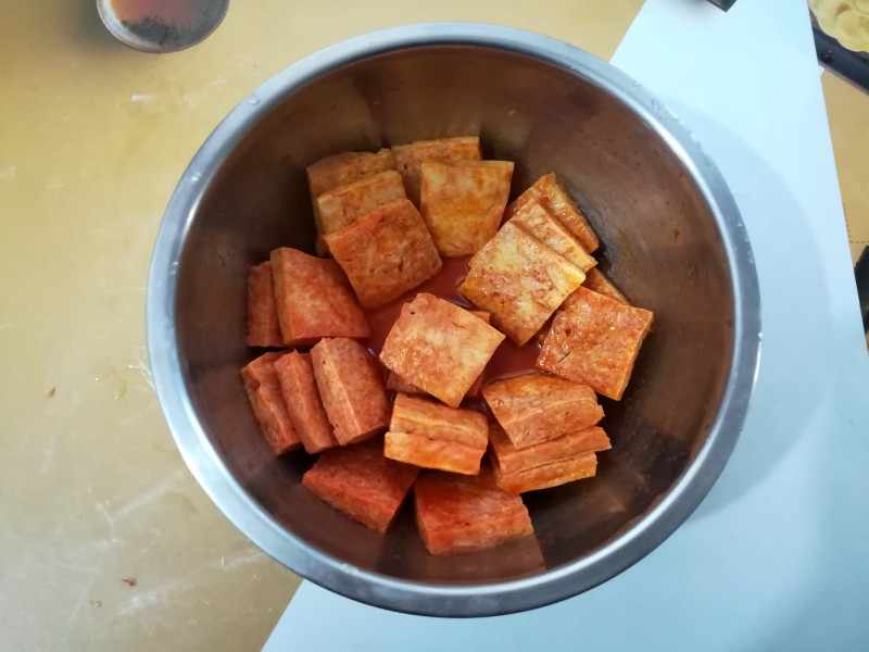 Steps for Cooking Finger-Licking Frozen Tofu