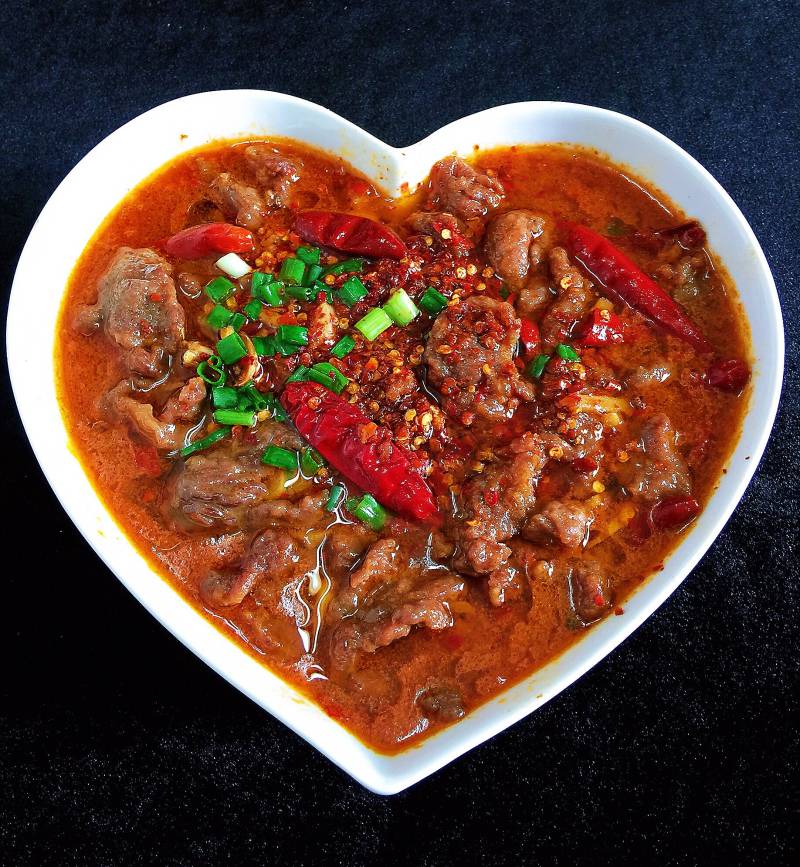 Boiled Beef Slices in Hot Chili Oil