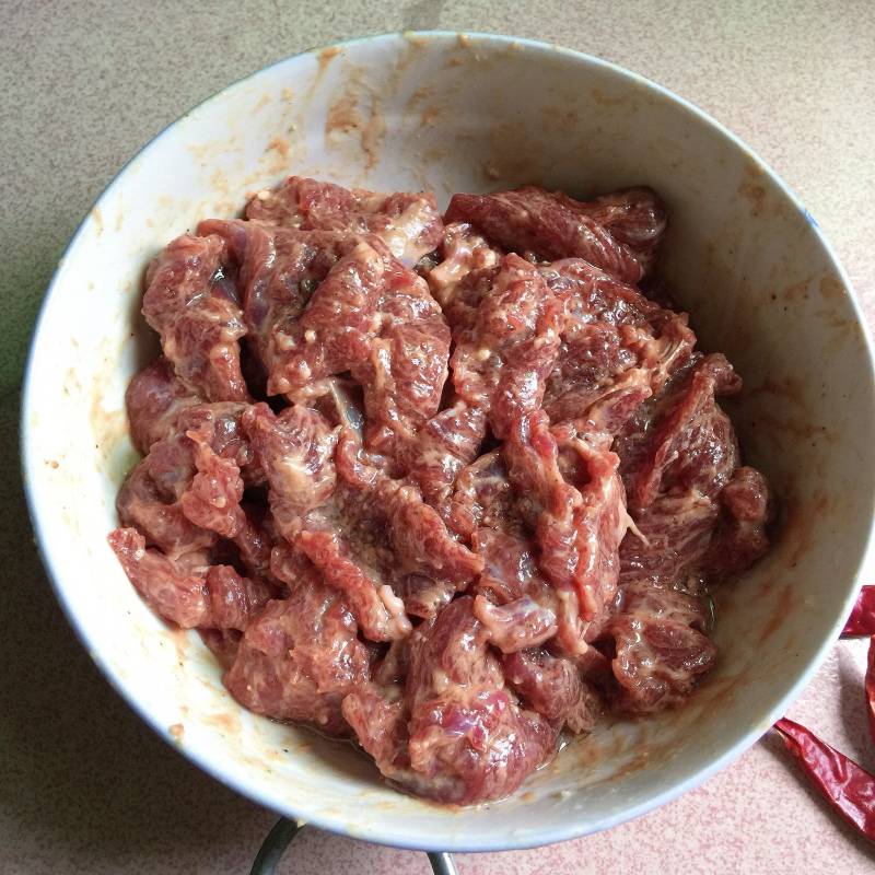 Steps for Boiled Beef Slices in Hot Chili Oil