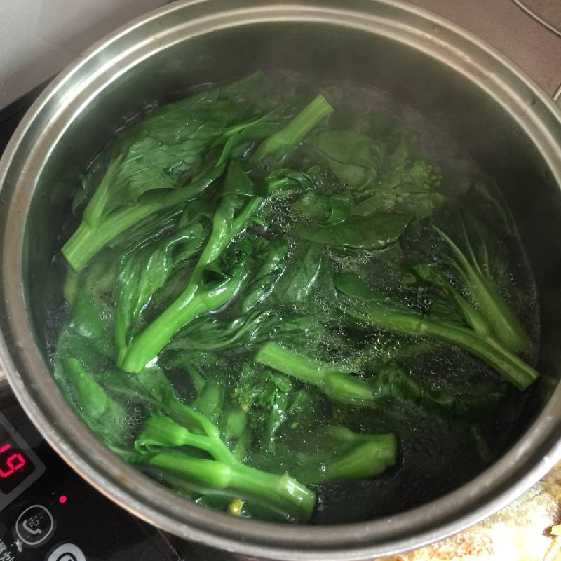 Steps for Boiled Beef Slices in Hot Chili Oil