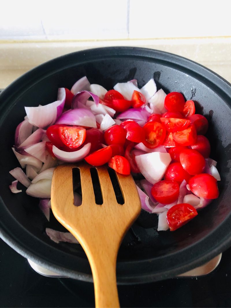 Steps for Cooking Tomato Stewed Soybeans