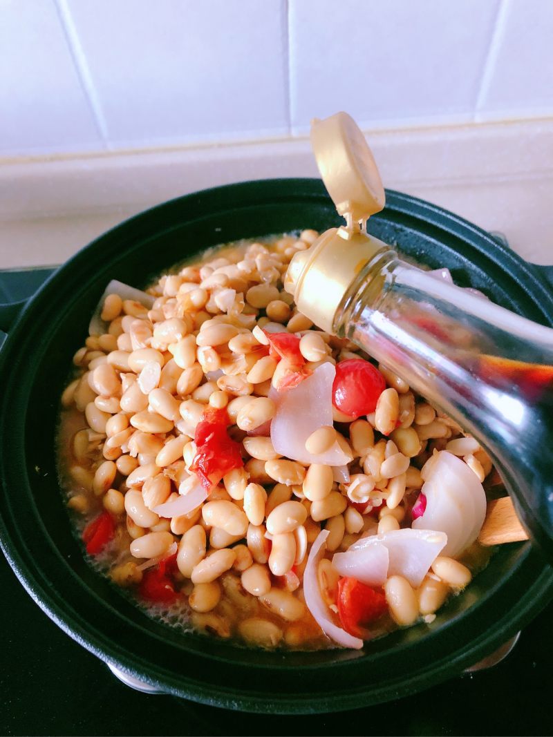 Steps for Cooking Tomato Stewed Soybeans