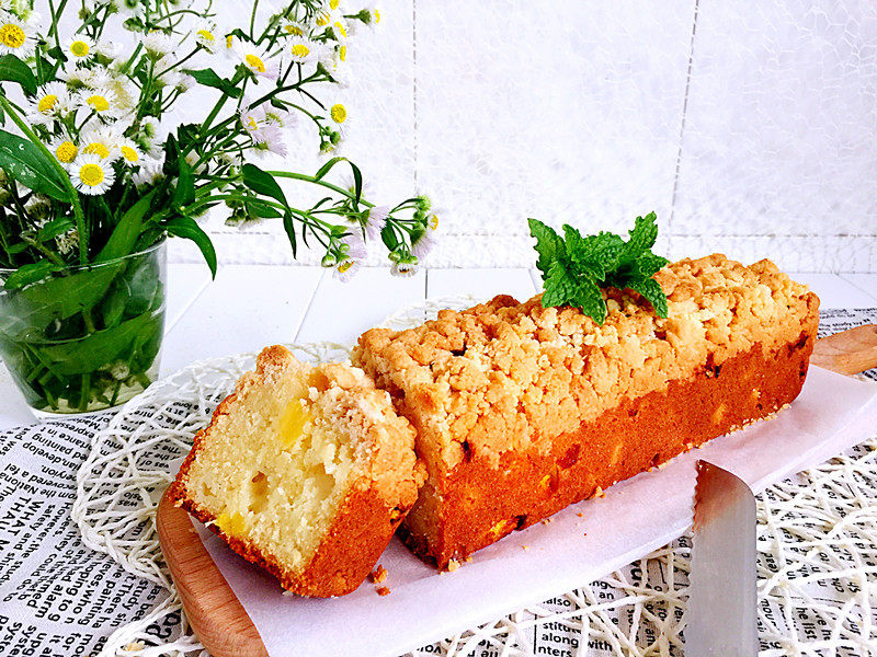 Pineapple Pastry Cake