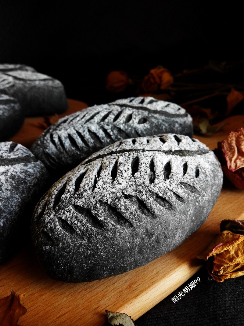 Bamboo Charcoal Soft European Bread