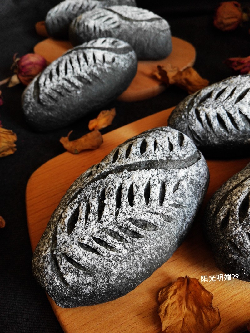 Bamboo Charcoal Soft European Bread