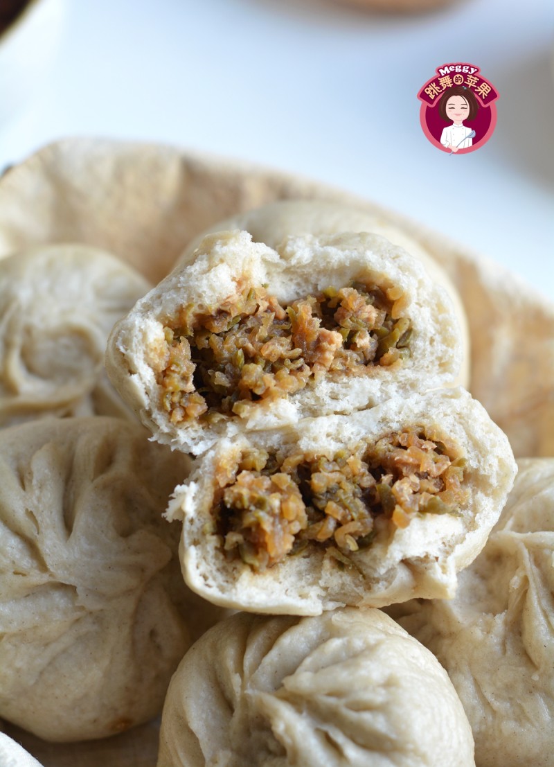 Pork Lard Radish Mixed Grains Buns