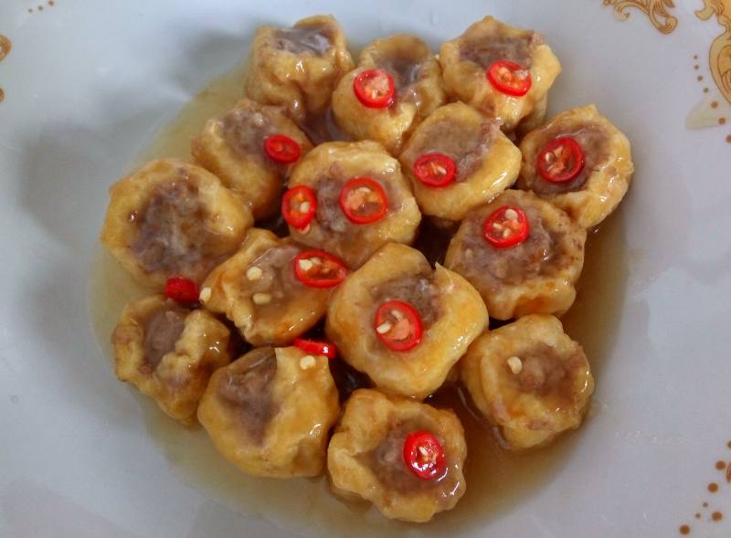 Steps for Cooking Oil-braised Tofu with Minced Pork