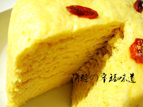 Cornmeal Steamed Cake with Milk Flavor