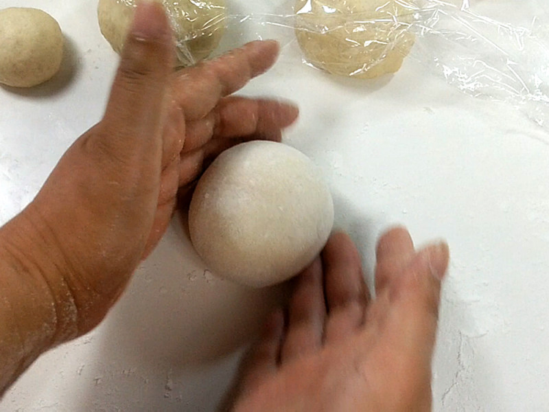 Steps for Making Oat Petal Bread