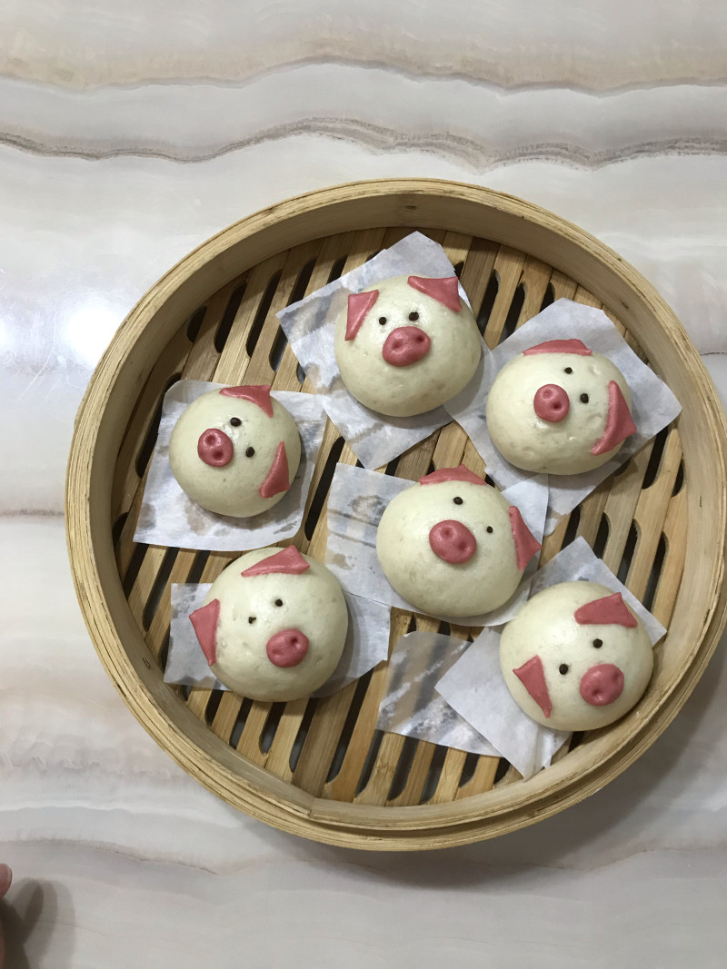 Steps for Making Piggy Buns