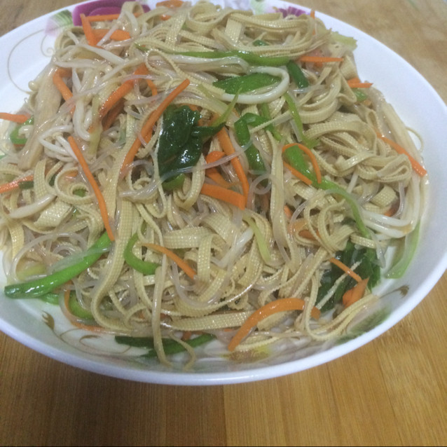 Scallion Pancake and Vegetable Salad