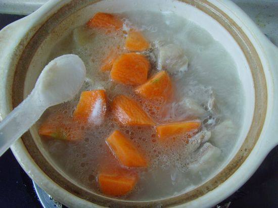 Steps for making Carrot Stewed Lamb Ribs