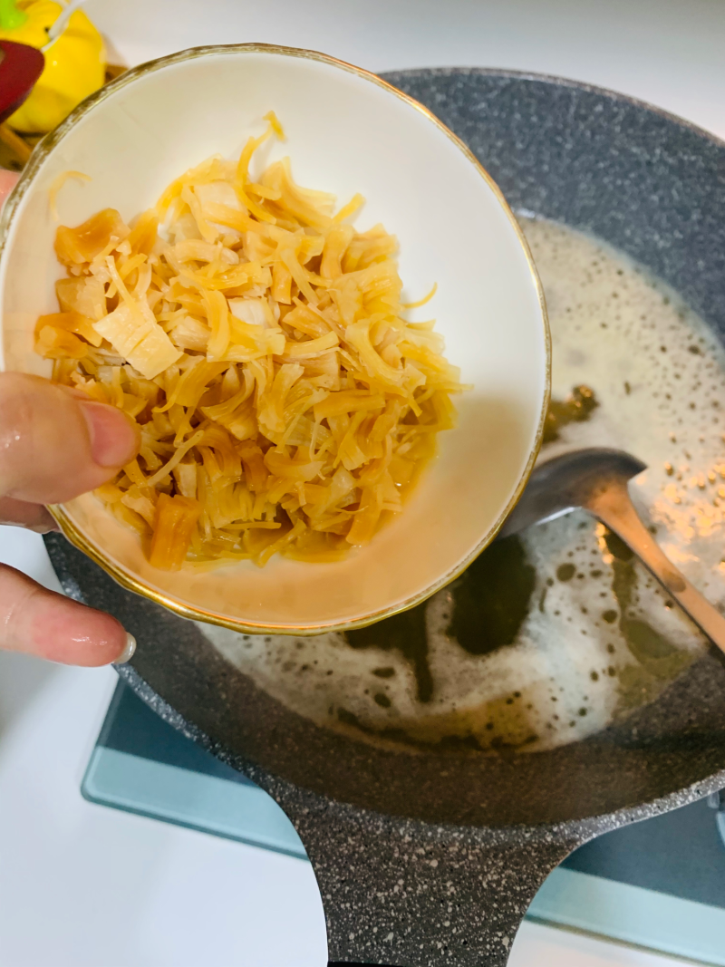 Steps for Making Homemade Bowl Chicken Wings