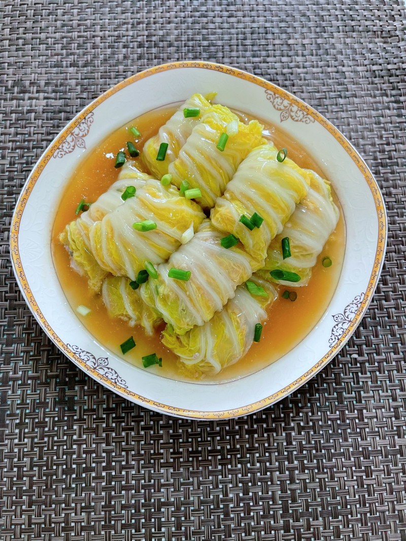 Chinese Cabbage and Pork Rolls