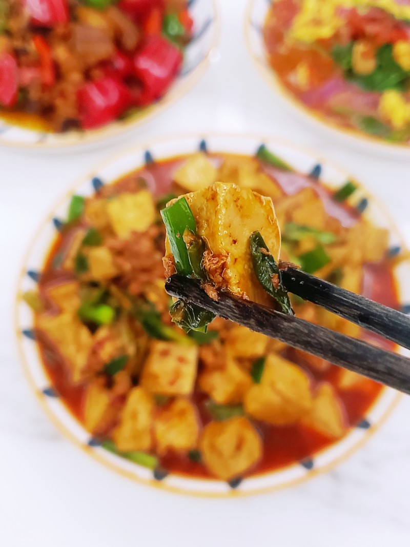 Steps for Cooking Sichuan-style Braised Tofu with Minced Pork