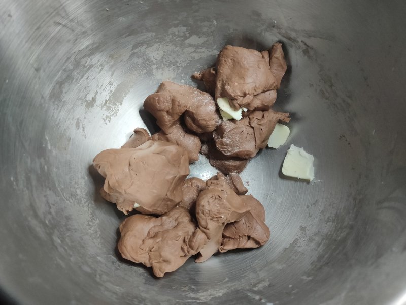 Steps for Making Rich Chocolate Soft European Bread