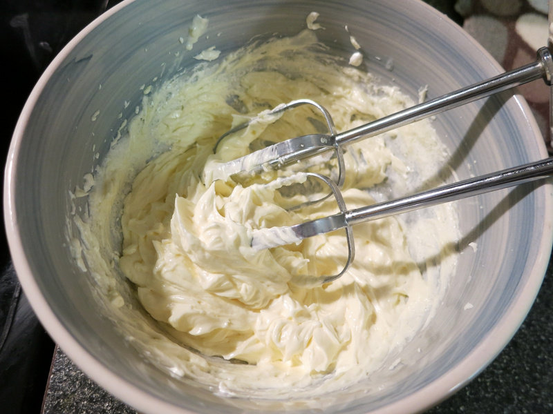 Steps for Making Fresh Apple Cookies