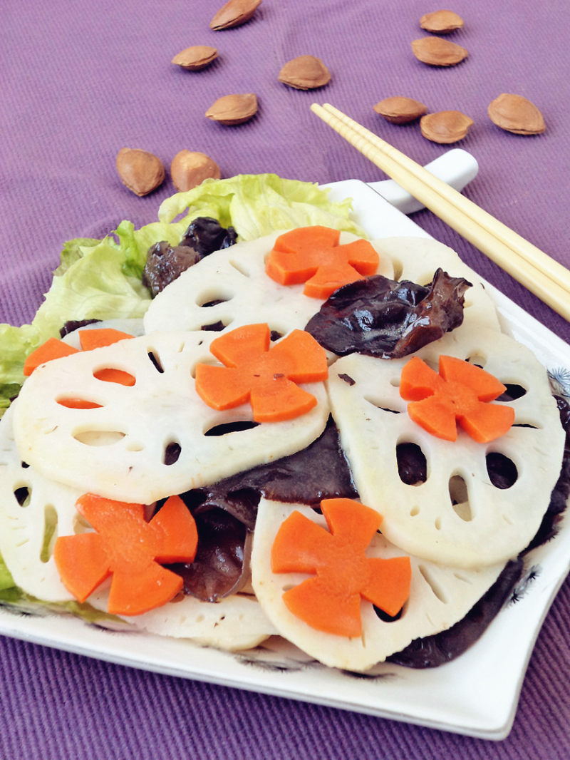 Stir-Fried Lotus Root Slices