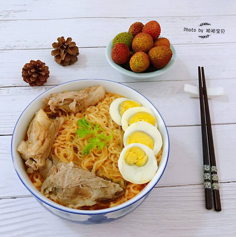 Pork Rib Instant Noodles