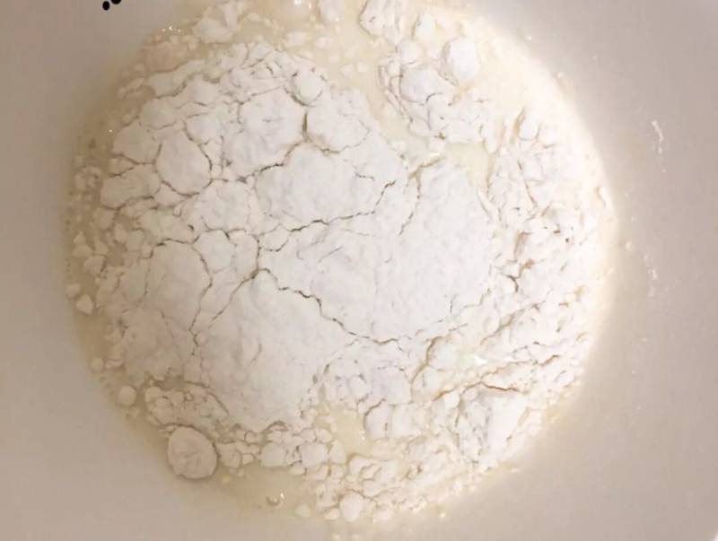 Steps to Make Milk Steamed Cake