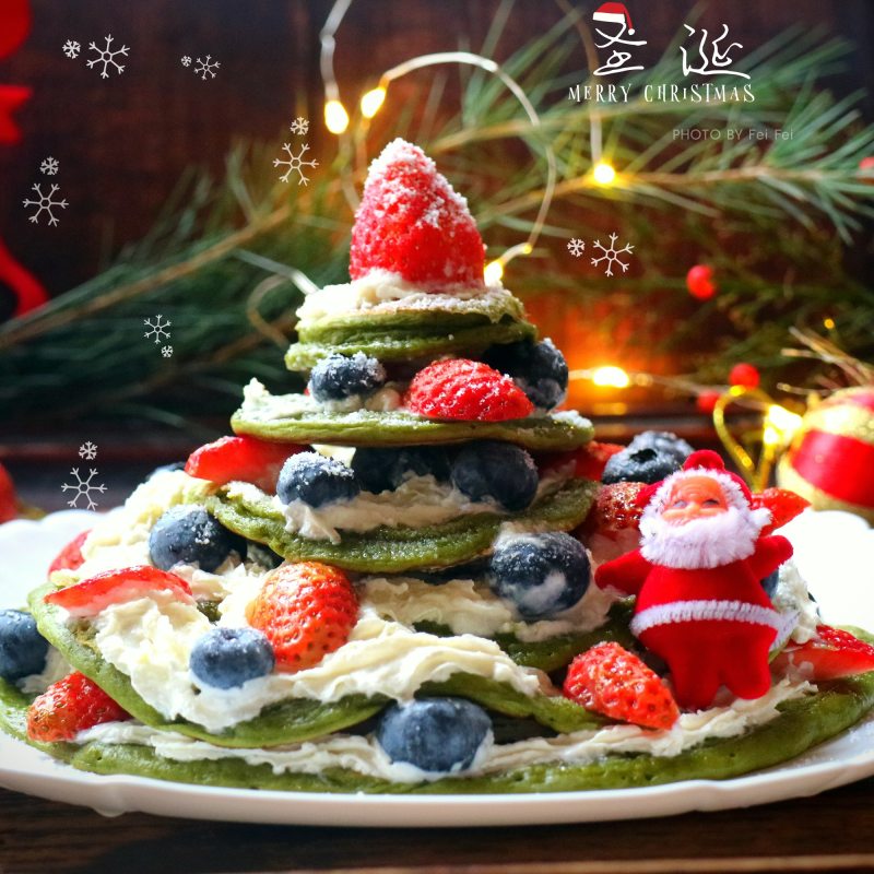 Christmas Tree Pancake Cake