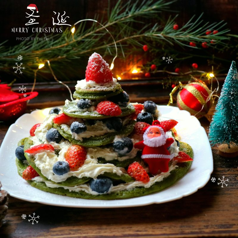 Christmas Tree Pancake Cake