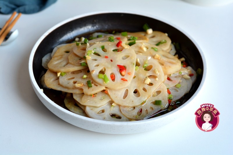 How to Make Spicy and Sour Lotus Root Slices - Preparation Steps