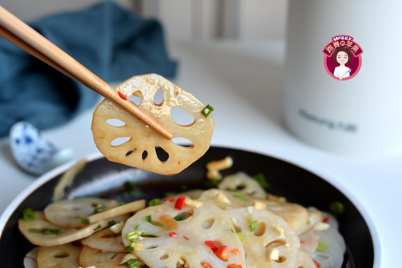 How to Make Spicy and Sour Lotus Root Slices