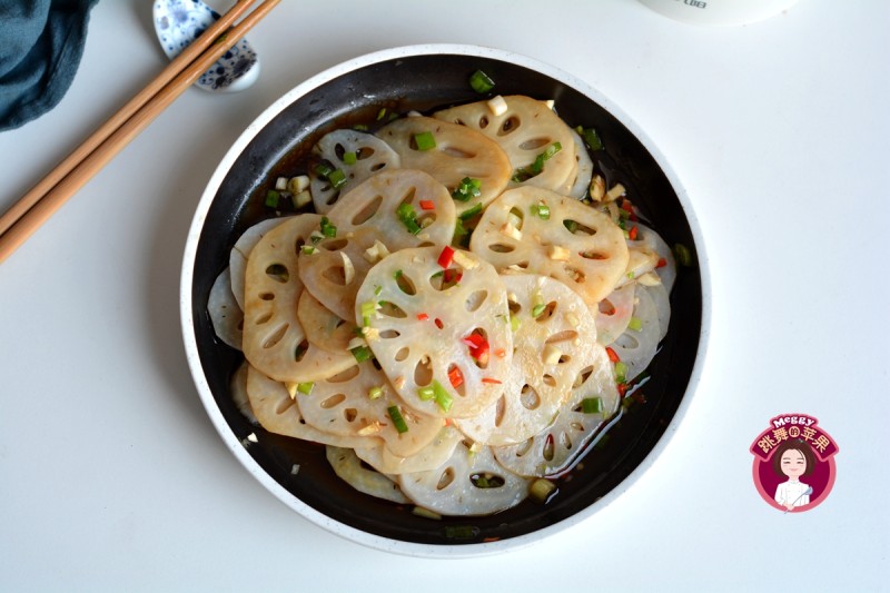 How to Make Spicy and Sour Lotus Root Slices