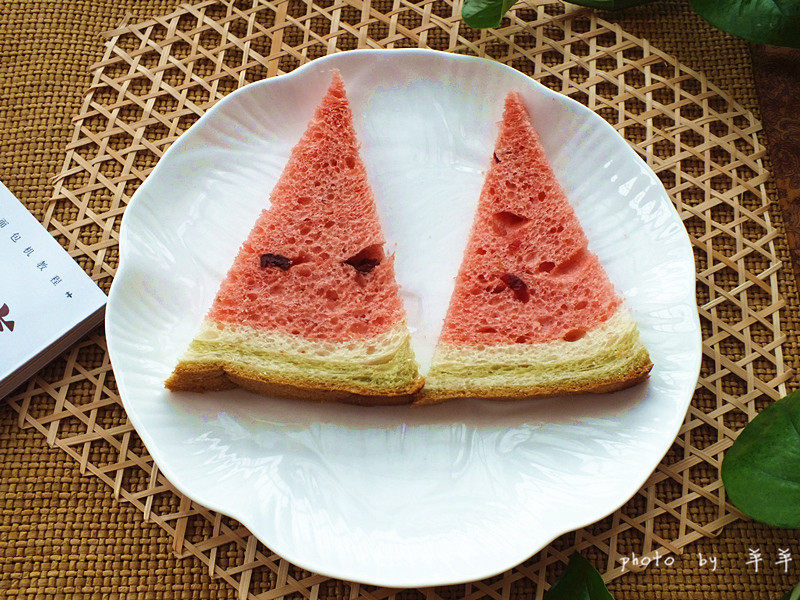 Steps for Making Watermelon Toast