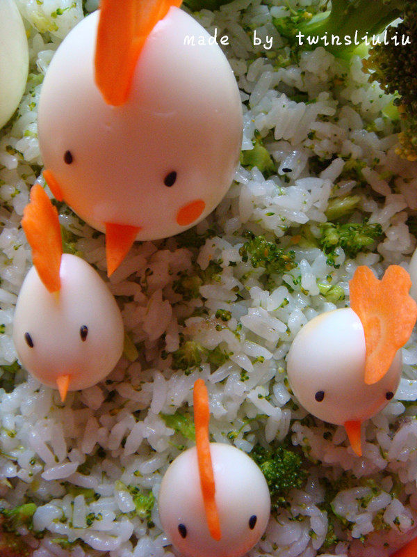 Steps for Cooking Little Chicken Family (Cute Fried Rice)