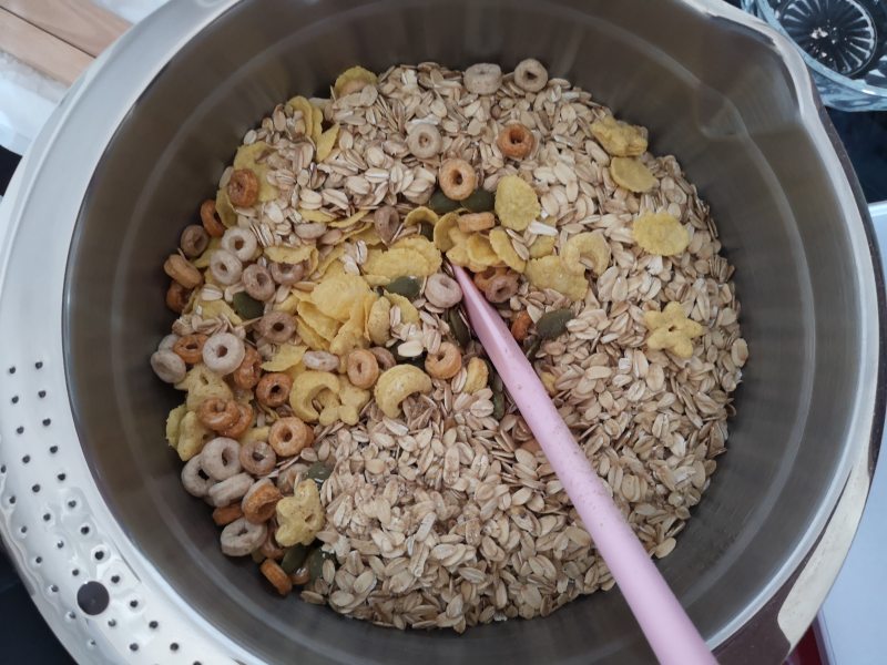 Granola Cereal Cooking Steps
