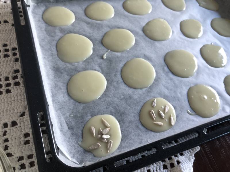 Step-by-Step Guide for Making Nutty Crispy Biscuits