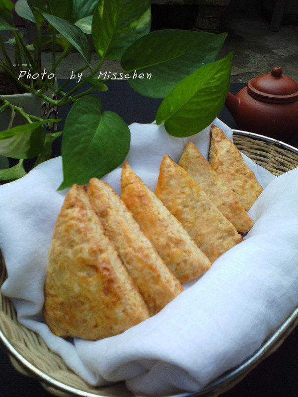 Condensed Milk Scones