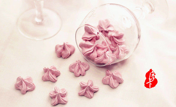 Romantic Vibes.【Cherry Blossom Meringue Cookies】