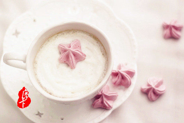 Romantic Vibes.【Cherry Blossom Meringue Cookies】