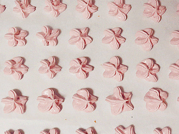 Romantic Vibes.【Cherry Blossom Meringue Cookies】Cooking Steps