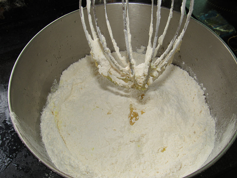 Steps for Making Delicious Melon Seed Cookies