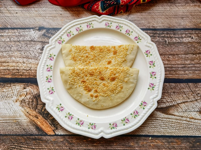 Sesame Fermented Flour Sugar Cake