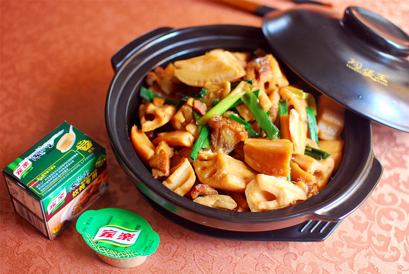 Steps for Cooking Braised Lotus Root with Pork Belly