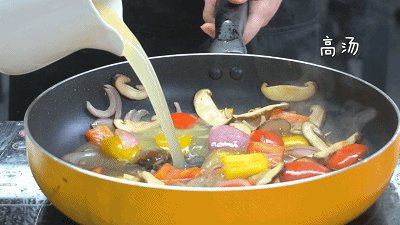 Steps for Making Sour Cream Stewed Beef