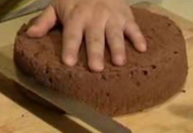 Step-by-step Instructions for Making Chocolate Cherry Cake