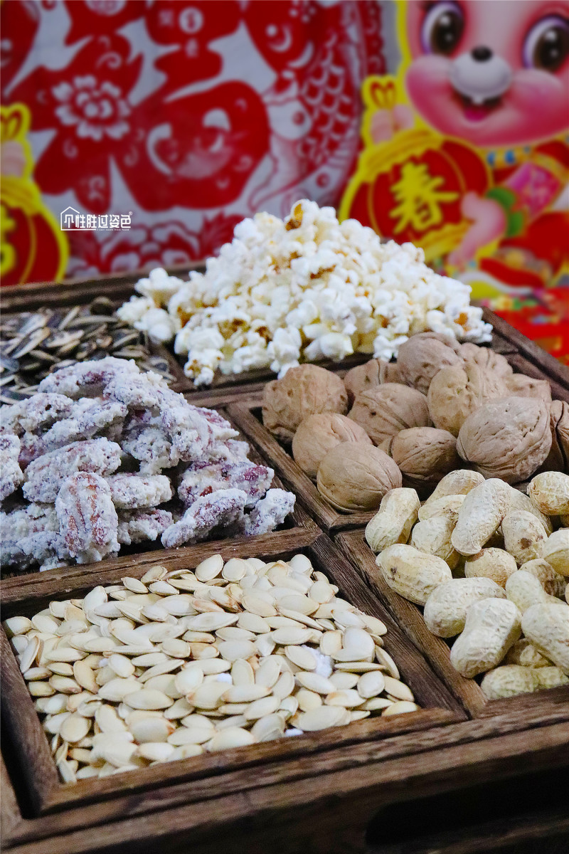 6 Must-Have Snacks for Chinese New Year