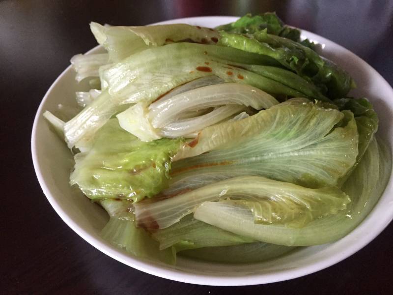 Steps for Making Crispy Lettuce