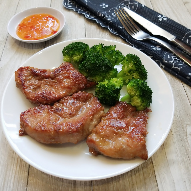 Steps for Making Lemongrass Pork Chops