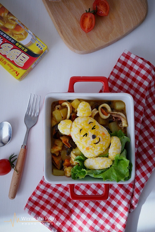 Winnie the Pooh Curry Seafood Rice