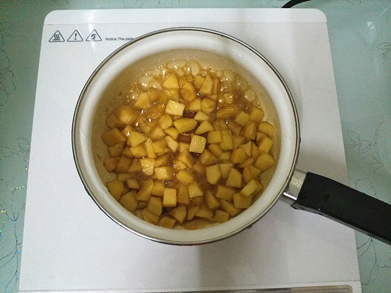 Steps for Making Apple Pineapple Pie